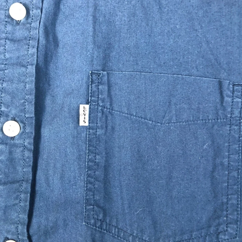 Levis Mens Size XL Short Sleeve Button Down Shirt Navy Blue Pocket Cotton Blend